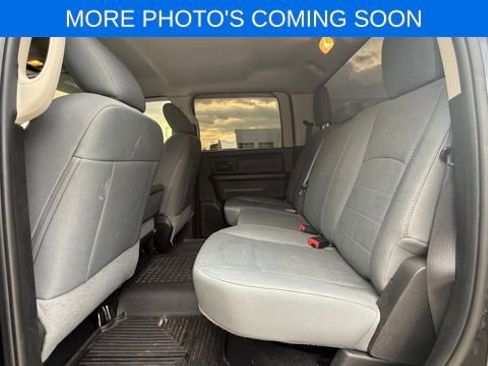 Used 2018 RAM 2500 Tradesman w/ Chrome Appearance Group image 11