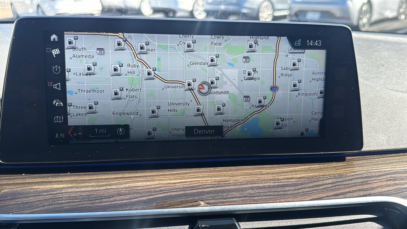 Used 2018 BMW 530i xDrive AWD/4WD image 27