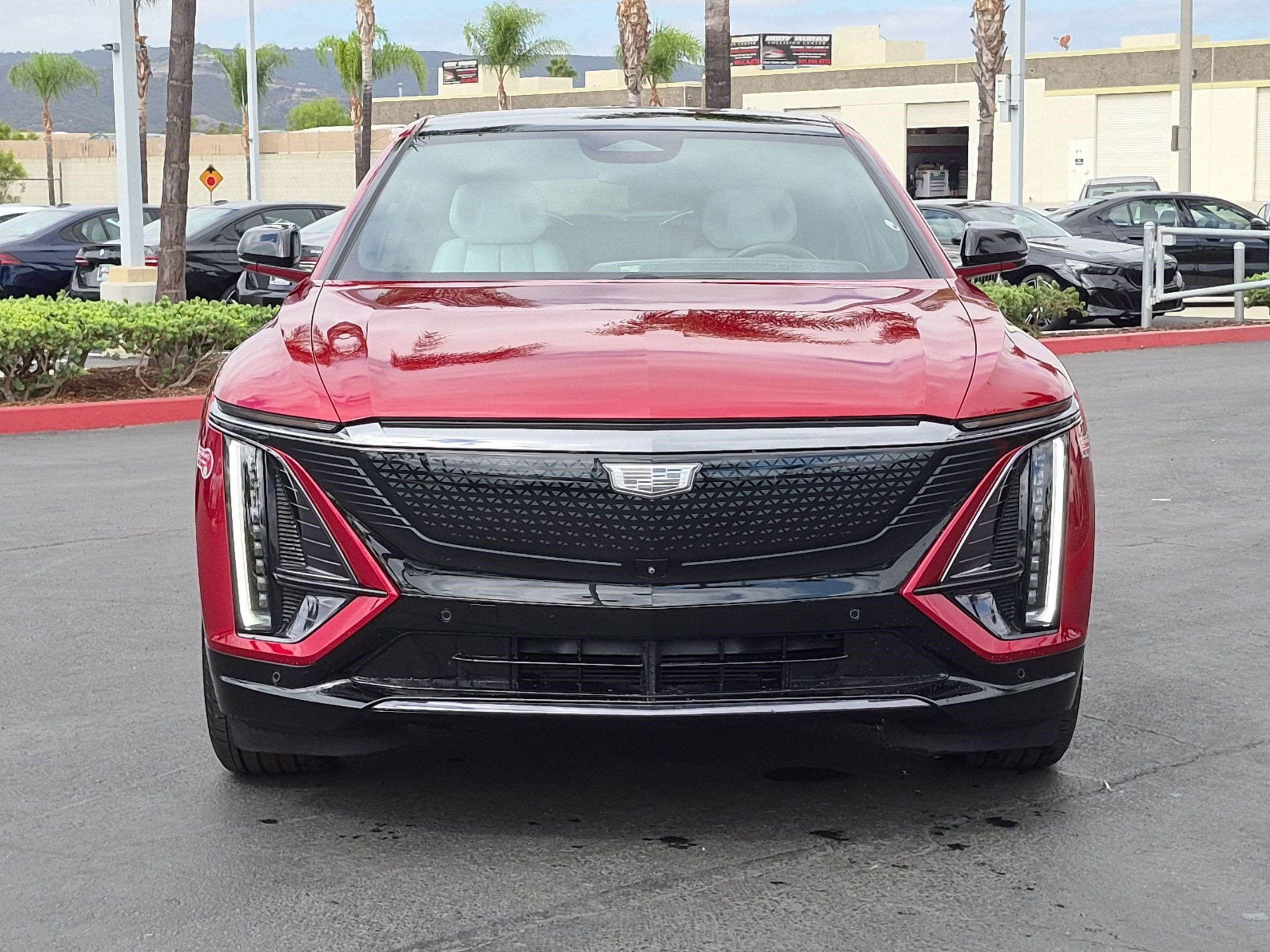 Used 2024 Cadillac Lyriq Sport RWD image 3