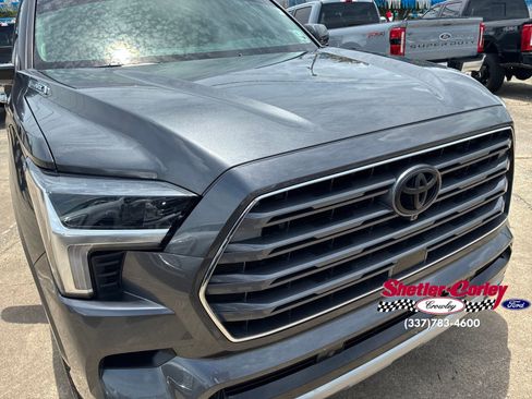 Used 2024 Toyota Sequoia Limited AWD/4WD image 6