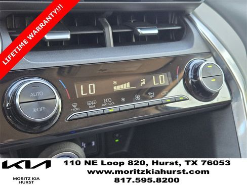 Used 2021 Toyota Venza LE image 22