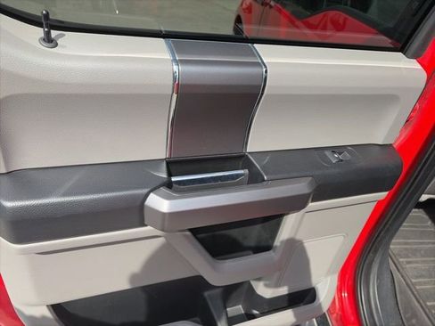 Used 2019 Ford F150 XLT w/ Equipment Group 302A Luxury image 12