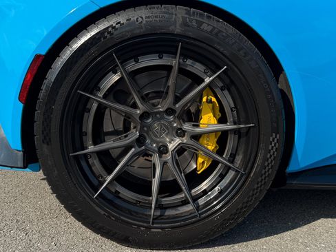 Used 2019 Aston Martin V8 Vantage Coupe RWD image 42