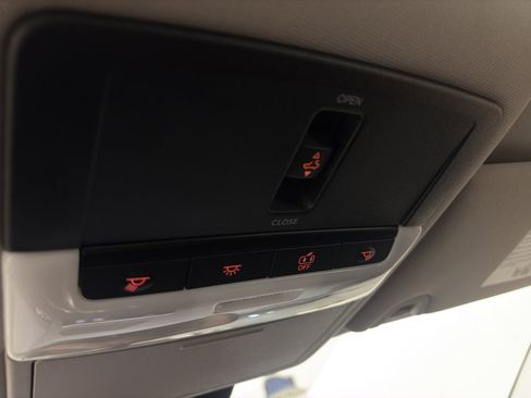 Used 2024 Nissan Altima 2.5 SR image 29