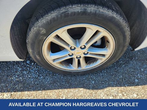 Used 2017 Chevrolet Cruze LT FWD image 18