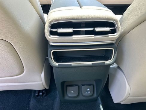 Certified 2026 Genesis GV80 2.5T Select AWD/4WD image 20