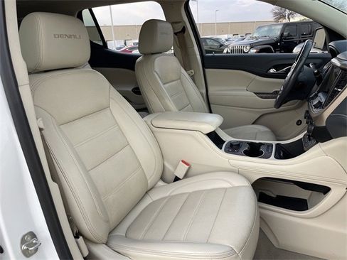 Used 2021 GMC Acadia Denali w/ Denali Ultimate Package image 28