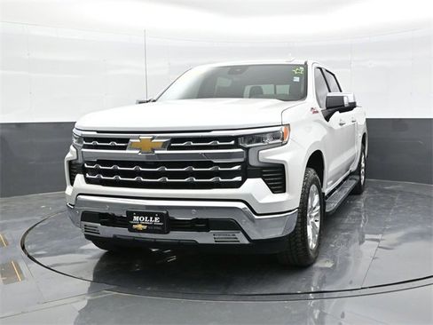 Used 2024 Chevrolet Silverado 1500 LTZ w/ Technology Package image 2