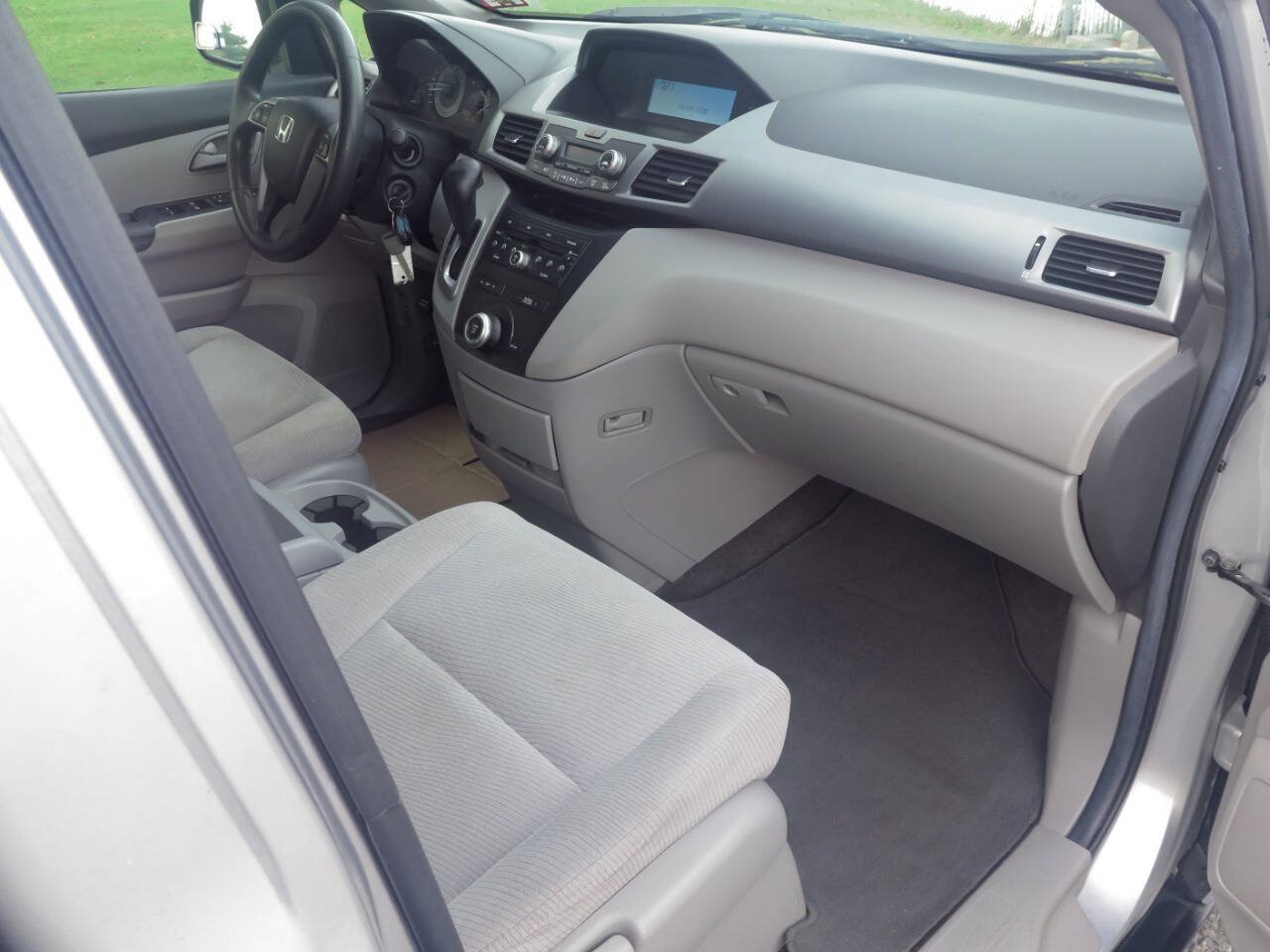Used 2011 Honda Odyssey EX image 17