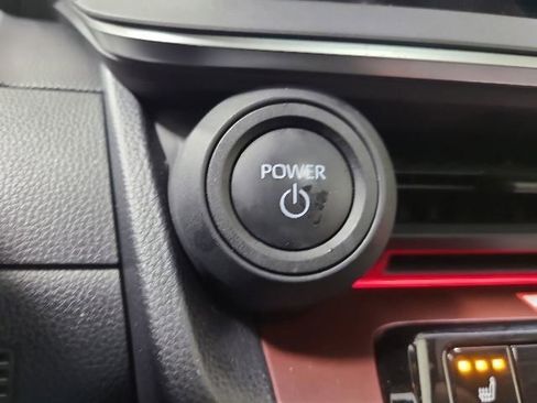 Used 2024 Toyota Prius Prime FWD image 36