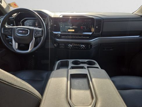Used 2025 GMC Sierra 1500 SLT AWD/4WD image 11