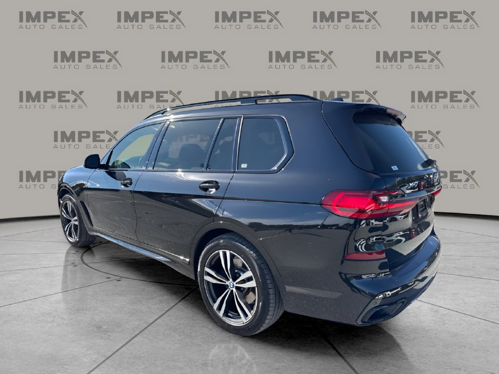 Used 2021 BMW X7 xDrive40i w/ M Sport Package AWD/4WD image 3