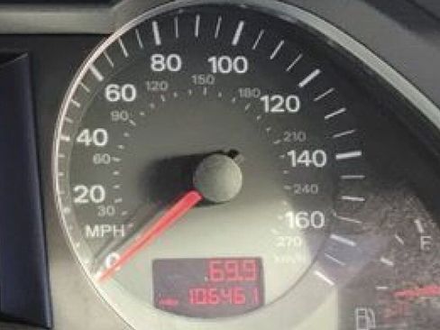 Used 2006 Audi A6 4.2 image 14