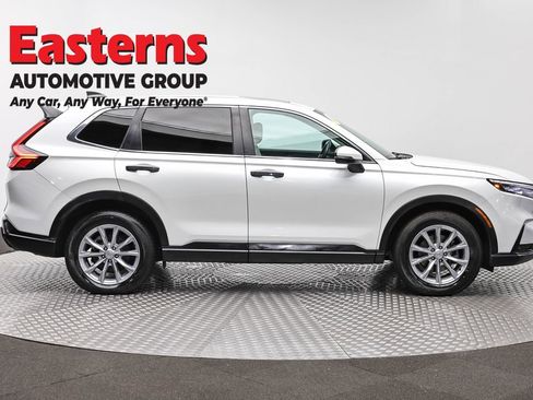 Used 2023 Honda CR-V EX-L image 4