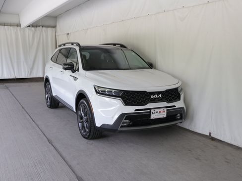 Used 2022 Kia Sorento SX Prestige w/ Rust Color Package AWD/4WD image 1