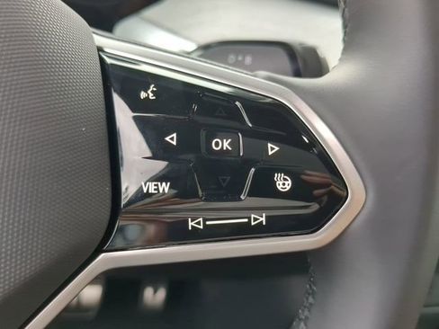 New 2025 Volkswagen ID. Buzz Pro S Plus image 29