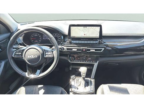 Used 2023 Kia Seltos EX AWD/4WD image 12
