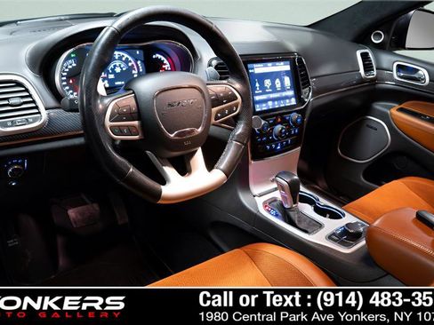 Used 2019 Jeep Grand Cherokee SRT image 42