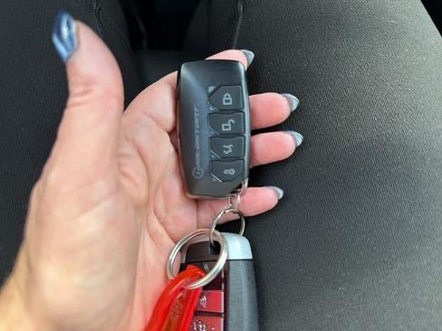Used 2018 Ford Edge Titanium AWD/4WD image 27