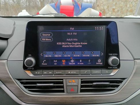 Used 2024 Nissan Altima 2.5 SV image 26