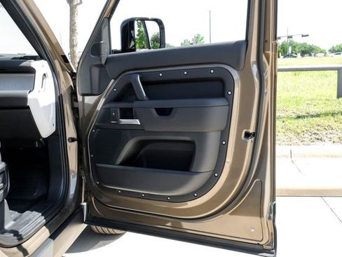 New 2026 Land Rover Defender 110 S AWD/4WD image 50