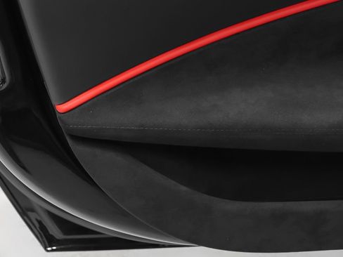 Certified 2025 Ferrari Roma Spider RWD image 69