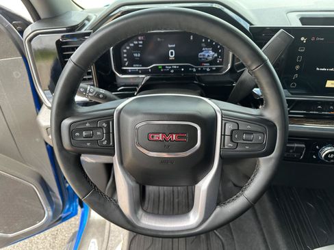 Used 2024 GMC Sierra 1500 Elevation w/ LPO, Elevation Black Package AWD/4WD image 23
