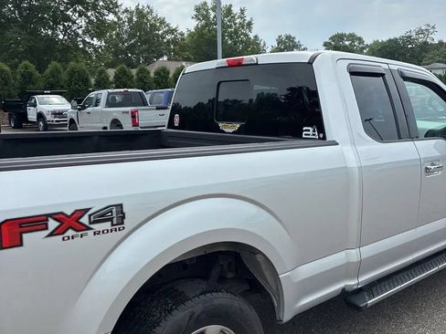 Used 2018 Ford F150 XLT w/ Equipment Group 302A Luxury AWD/4WD image 9