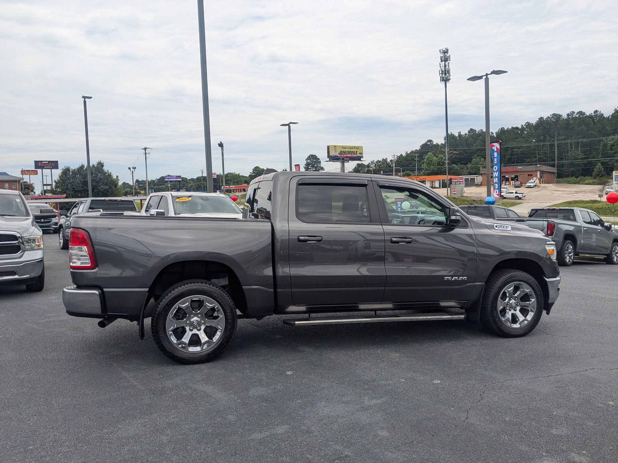 Used 2022 RAM 1500 Big Horn AWD/4WD image 4