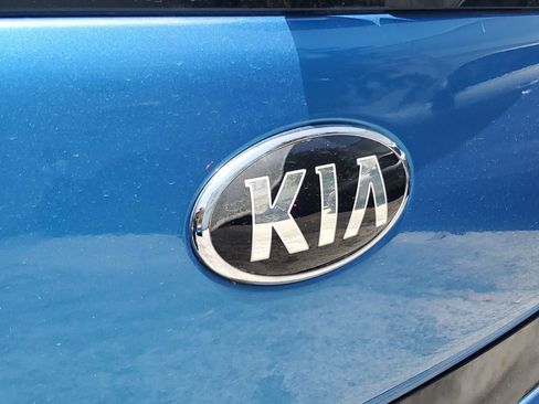 Used 2016 Kia Soul + w/ Designer's Package FWD image 9