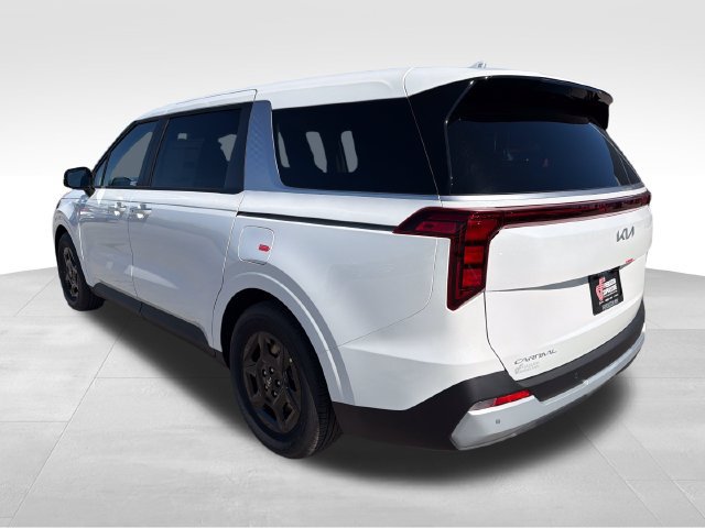 New 2027 Kia Carnival LX FWD image 5
