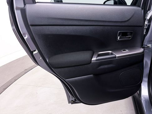 Used 2018 Mitsubishi Outlander Sport ES image 25