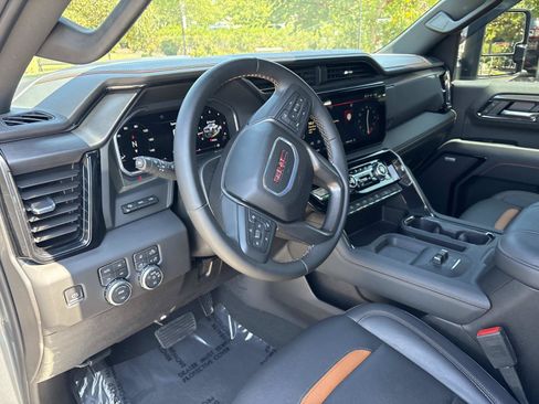 Used 2026 GMC Sierra 2500 AT4 w/ AT4 Premium Plus Package AWD/4WD image 19