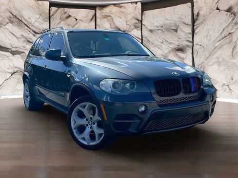 Used 2013 BMW X5 xDrive35i w/ Convenience Pkg image 1