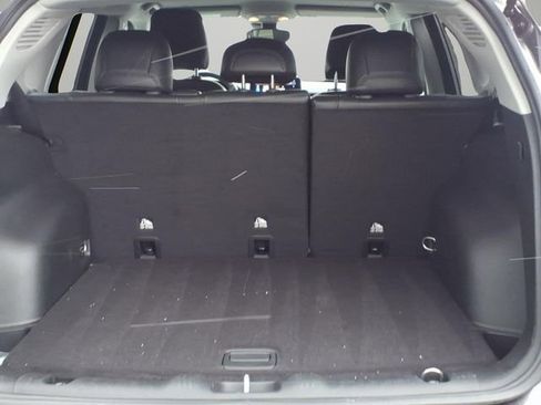 Used 2022 Jeep Compass Limited image 7