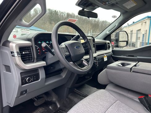 New 2026 Ford F350 XL w/ XL Off-Road Package AWD/4WD image 37