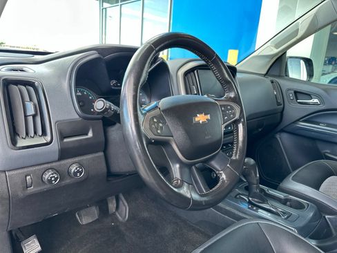 Used 2015 Chevrolet Colorado Z71 AWD/4WD image 18