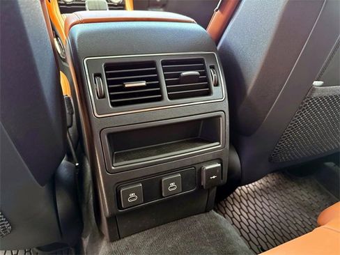 New 2025 Jaguar F-PACE R-Dynamic S image 14