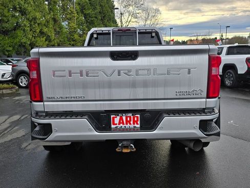 Used 2023 Chevrolet Silverado 3500 High Country image 36