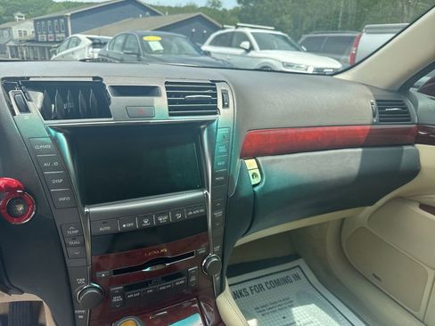 Used 2007 Lexus LS 460 460 image 25