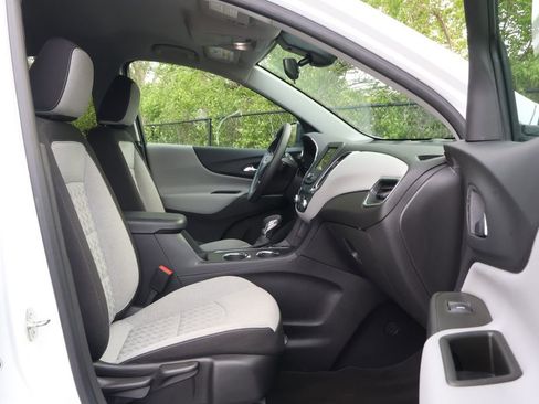 Used 2024 Chevrolet Equinox LS w/ LS Convenience Package image 40