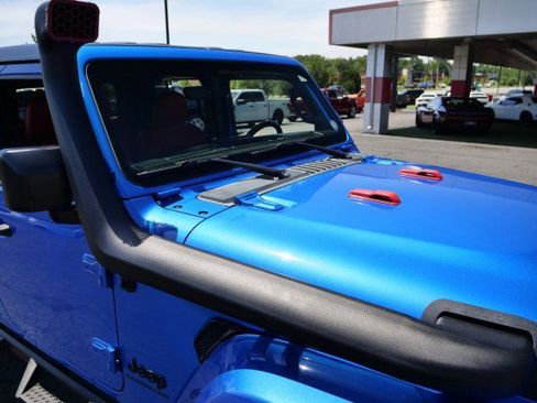 Used 2022 Jeep Gladiator Sport AWD/4WD image 48