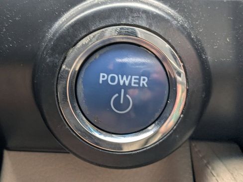 Used 2012 Toyota Camry XLE w/ Convenience Pkg FWD image 26