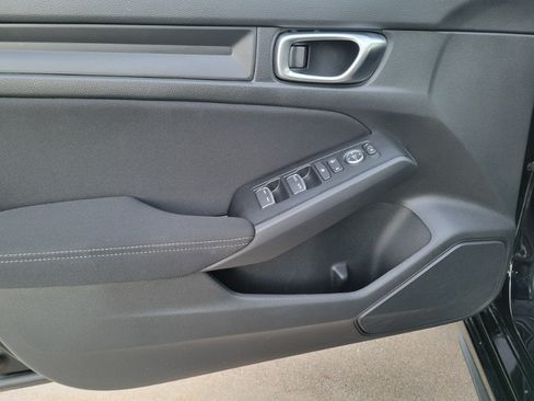Used 2024 Honda Civic Sport image 14