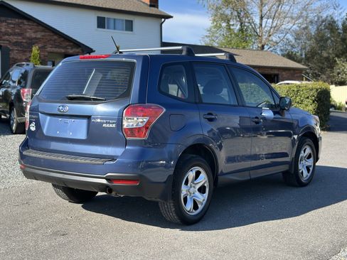 Used 2014 Subaru Forester 2.5i image 3