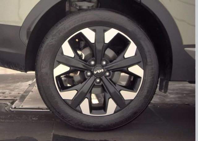Certified 2024 Kia Sportage X-Line w/ X-Line Premium Package AWD/4WD image 18