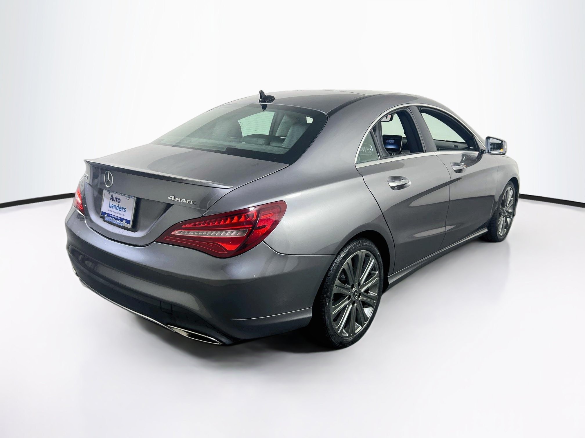 Used 2019 Mercedes-Benz CLA 250 4MATIC image 5
