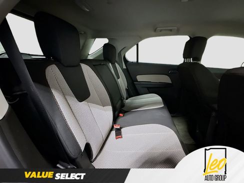 Used 2017 Chevrolet Equinox LT image 24