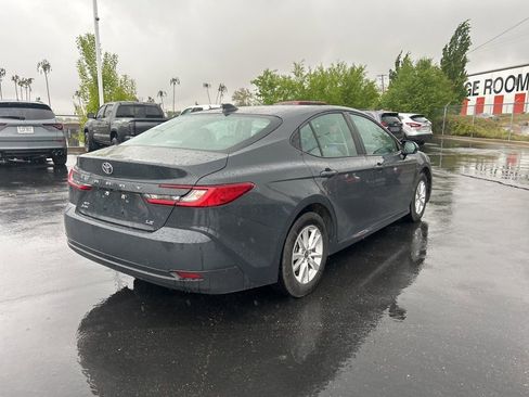Used 2025 Toyota Camry LE w/ Convenience Package AWD/4WD image 4