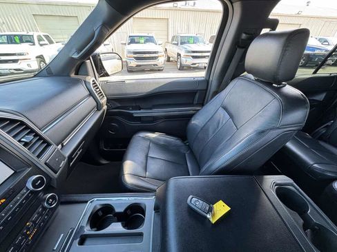 Used 2018 Ford Expedition Max XLT w/ Equipment Group 202A image 36